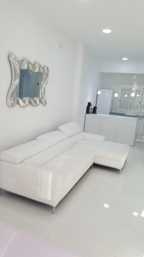 White Apartment Alicante Eksteriør billede