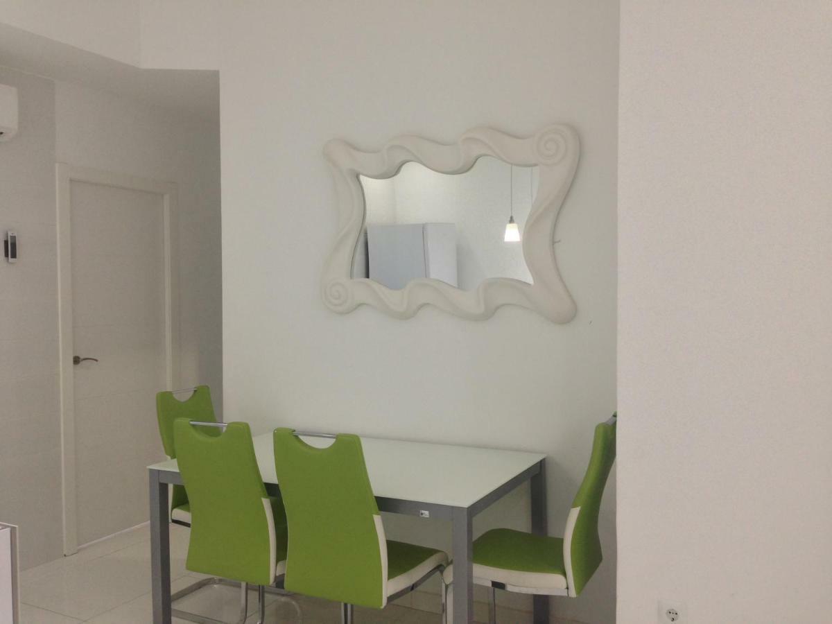 White Apartment Alicante Eksteriør billede